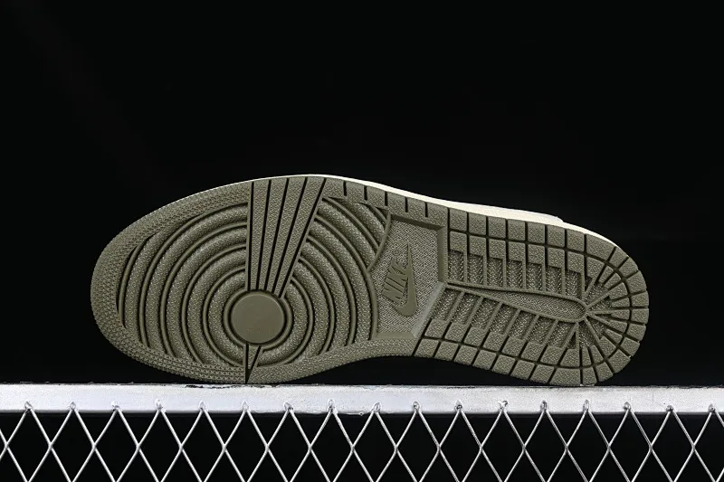 All categories Air Jordan Jordan series basketball shoes Air Jordan 1 Low P version Travis Scott x Air Jordan 1 Low OG AJ1 Joe 1 undercut low DM7866-002